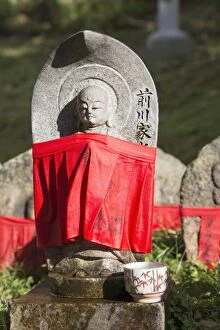 Grave Collection: Statue at Kofukuji Temple, UNESCO World Heritage Site, Nara, Kansai, Japan, Asia