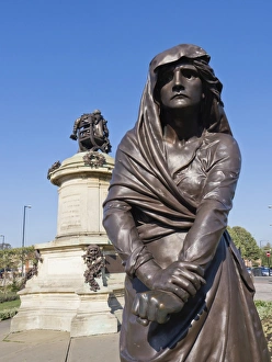Statue of Lady Macbeth with William Shakespeare behind, Stratford upon Avon