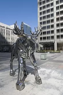 Images Dated 15th April 2008: Statue of Moose near the Tribune Building, Chicago, Illinois, United States of America