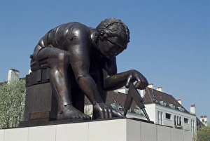 British Library Prints: Statue of Newton by Eduardo Paolozzi, the British Library, London, England