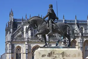 L Imestone Prints: Statue of Nuno Alvares Pereira