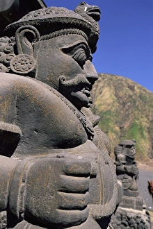 Human Face Prints: Statue outside Hindu temple