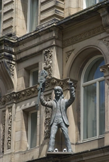 Statue of Paul McCartney outside the Hard Days Night Hotel, Liverpool Statue of Paul McCartney outside the Hard Days Night Hotel, Liverpool