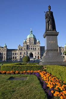 Parliament Building Prints: Statue of Queen Victoria and Parliament Building, Victoria, Vancouver Island