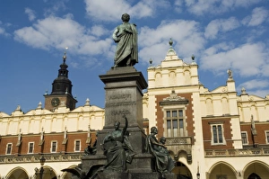 Cloth Hall, Market Square, (Rynek Glowny) Old Town, UNESCO World Heritage Site