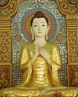 George Town Prints: Statue of a seated Buddha