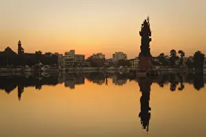 Gujarat Prints: Statue of Shiva rising out of a Lake Sur Sagar in the centre of Vadodara