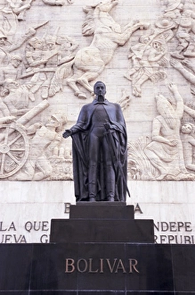 Independence Prints: Statue of Simon Bolivar