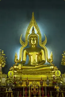 Shiny Prints: Statue of the sitting Buddha, Wat Benchamabophit (Marble Temple)