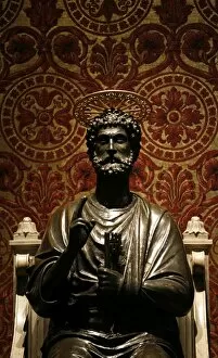 Images Dated 5th April 2007: Statue of St. Peter in St. Peters Basilica, Vatican, Rome, Lazio, Italy, Europe