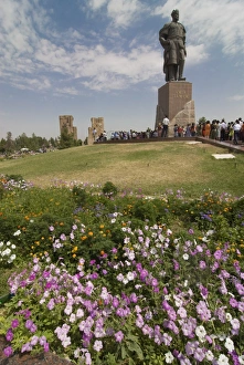Famous Person Prints: Statue of Timur on the big square, Shakhrisyabz, Uzbekistan, Central Asia