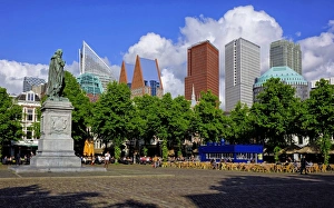 South Holland Prints: Statue of William of Orange on Plein Square in The Hague, South Holland, Netherlands