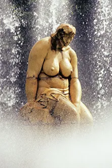 Tenerife Prints: Statue of a woman in the Garcia Sanabria Park