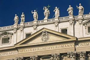 St Peters Prints: Statues on the facade of St