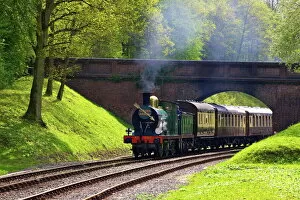 Images Dated 17th April 2011: Steam train on Bluebell Railway, Horsted Keynes, West Sussex, England, United Kingdom, Europe