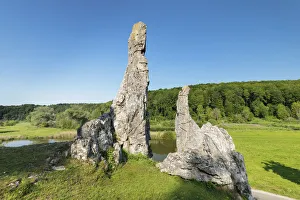 Steinerne Jungfrauen rock formation, Eselsburger Tal Valley, Herbrechtingen, Swabian Jura