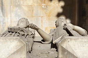 Aragon Prints: Stone effigies of Queen Leonor of Aragon, died 1485, and King Duarte, 1391-1438