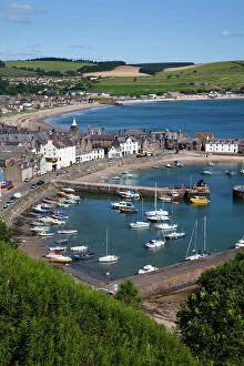 Quay Collection: Stonehaven Harbour and Bay from Harbour View, Stonehaven, Aberdeenshire, Scotland, United Kingdom