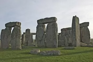Images Dated 25th January 2008: Stonehenge, 5000 years old stone circle, UNESCO World Heritage Site, Salisbury Plain