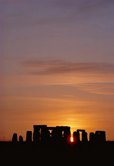 Stone Henge Prints: Stonehenge, Salisbury Plain, England, UK