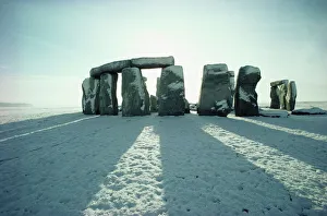 Balance Prints: Stonehenge, UNESCO World Heritage Site, in winter snow, Wiltshire, England