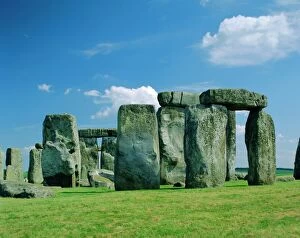 Wiltshire Collection: Stonehenge, Wiltshire, England