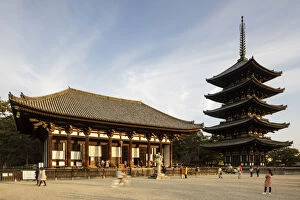 Typically Japanese Gallery: The five storey pagoda of Kofuku-ji Temple, UNESCO World Heritage Site, Nara, Japan, Asia