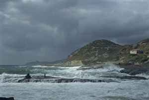 Stormy seas at Bosa Marina