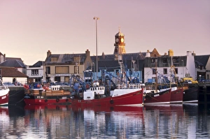 Stornoway (Steornabhagh) harbour at dusk