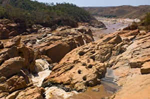 Images Dated 3rd September 2008: Strait of the Bestikoba River, Madagascar, Africa