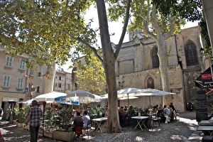 Avignon Prints: Street cafes in the old city of Avignon, Vaucluse, Provence, France, Europe