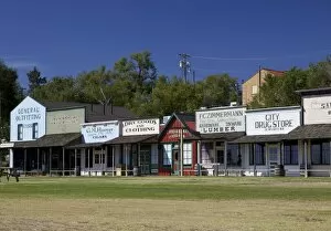 Images Dated 6th October 2010: Front Street in Dodge City, frontier town of the Old West, Kansas, United States of America