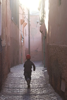Images Dated 17th November 2007: Back street of Marrakech, Morocco, North Africa, Africa