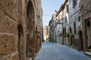 Street, Pitigliano, Grosseto province, Maremma, Tuscany, Italy, Europe
