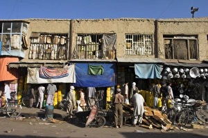 Kabul Prints: Street scene in Bazaar, Central area, Kabul, Afghanistan, Asia