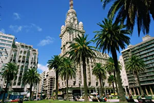 Street scene in Montevideo