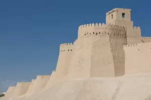 Images Dated 7th August 2009: Strong walls of Ichon-Qala (Itchan Kala) Fortress, UNESCO World Heritage Site