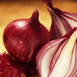 Onion Prints: Studio shot of red onions