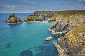 The stunning beach, rocks and cliffs at Kynance Cove, seen at at low tide, near the Lizard Point, Cornwall, England, United Kingdom, Europe