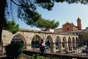 Images Dated 10th April 2008: Sulmona, Abruzzo, Italy, Europe