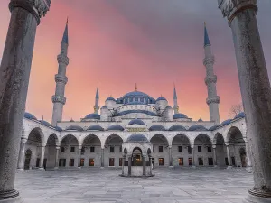 Blue Mosque Prints: Sultanahmet camii (Blue Mosque) at sunrise