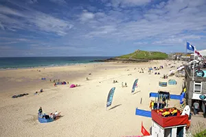 Summer sunshine on Porthmeor beach, St. Ives, Cornwall, England, United Kingdom, Europe