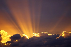 Images Dated 30th March 2009: Sun beams through stormy sky, Sydney, New South Wales, Australia, Pacific