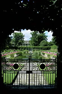 Sunken garden, Kensington Gardens, London, England, United Kingdom, Europe