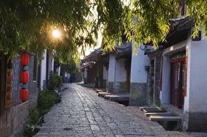 Sunrise on a cobbled streets in Lijiang Old Town, UNESCO World Heritage Site