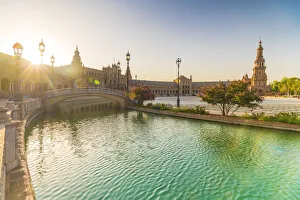 City Square Prints: Sunrise over the decorated buildings and bridges along the canal, Plaza de Espana