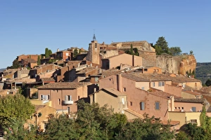 Roussillon Prints: Sunrise over hilltop village of Roussillon