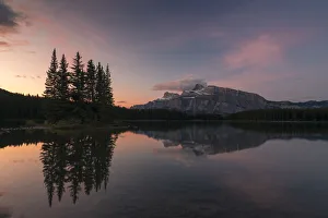Sunrise at Two Jack Lake with Mount Rundle on the horizon, Banff National Park, UNESCO