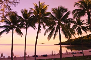 Images Dated 13th September 2005: Sunrise at the Palau Pacific Resort, Republic of Palau, Pacific