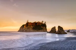 Sunrise at Ruby Beach in Olympic National Park, UNESCO World Heritage Site